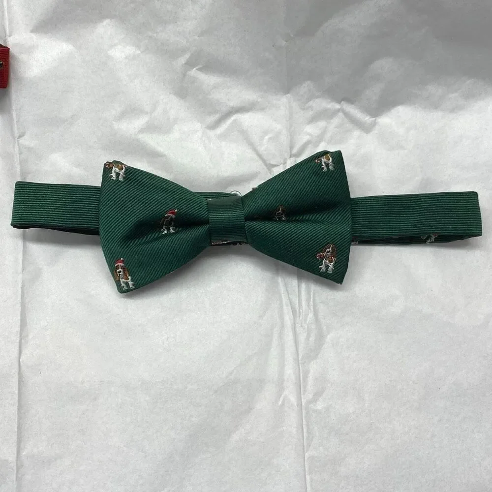 Tommy Hilfiger Bow Tie Holiday Christmas Dogs Basset Hound Green